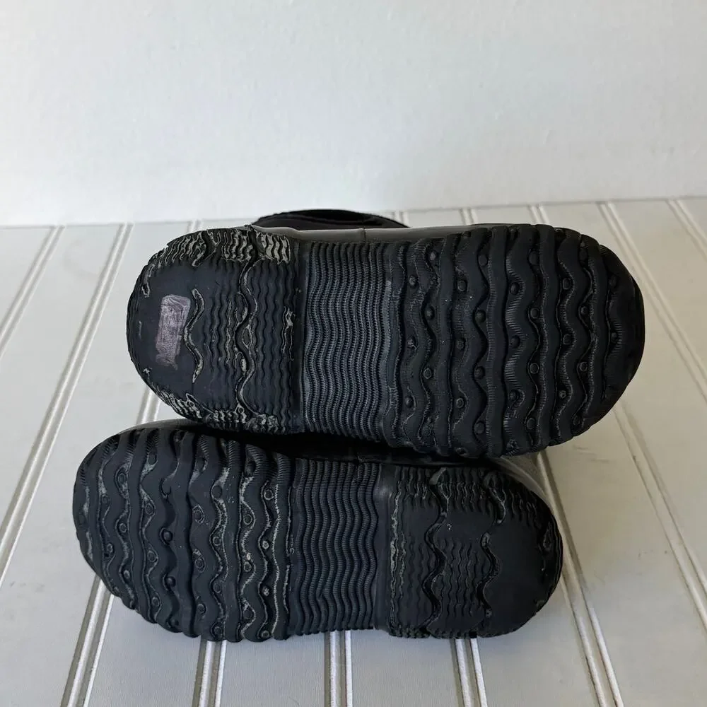 Bogs Kids Classic High Handles boots black cutout handles toddler size 10
